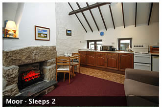 Moor Lounge - Sleeps 2