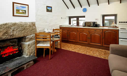 Moor -  self catering holiday cottage sleeping two with fishing lakes on Bodmin Moor, Cornwall