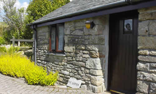 Shippen self catering holiday cottage with fishing on Bodmin Moor, Cornwall.