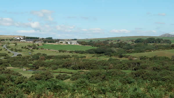 Holiday cottages with fishing lakes at East Rose on Bodmin Moor